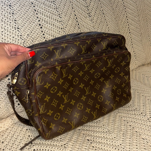 Louis Vuitton Brown Monogram Shoulder Bag - Picture 10 of 12